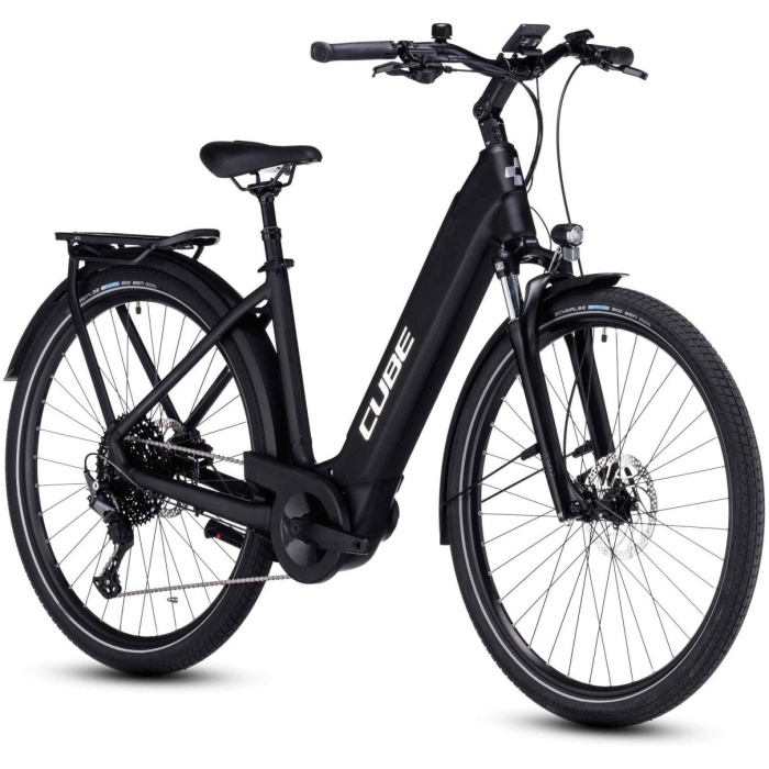 Cube TOURING HYBRID PRO 625 Black/metal