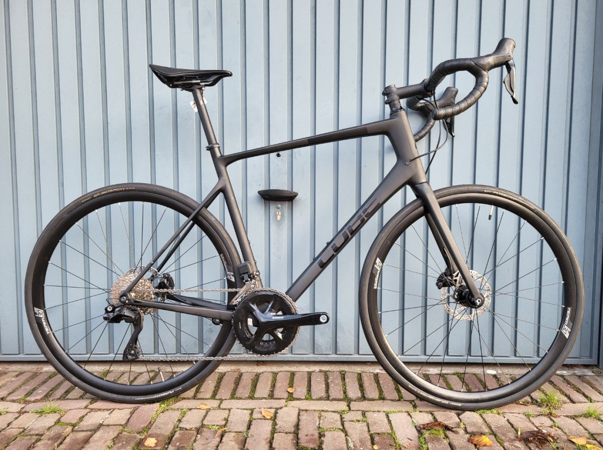 Cube ATTAIN GTC SLX Carbon/black